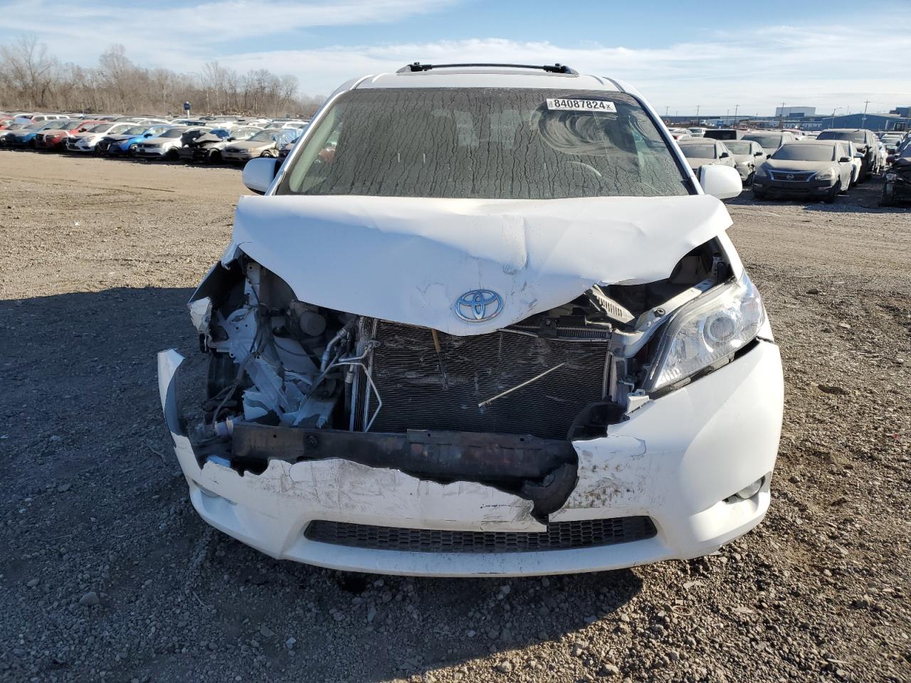 VIN 5TDYK3DC4ES465937 2014 TOYOTA All Models no.5