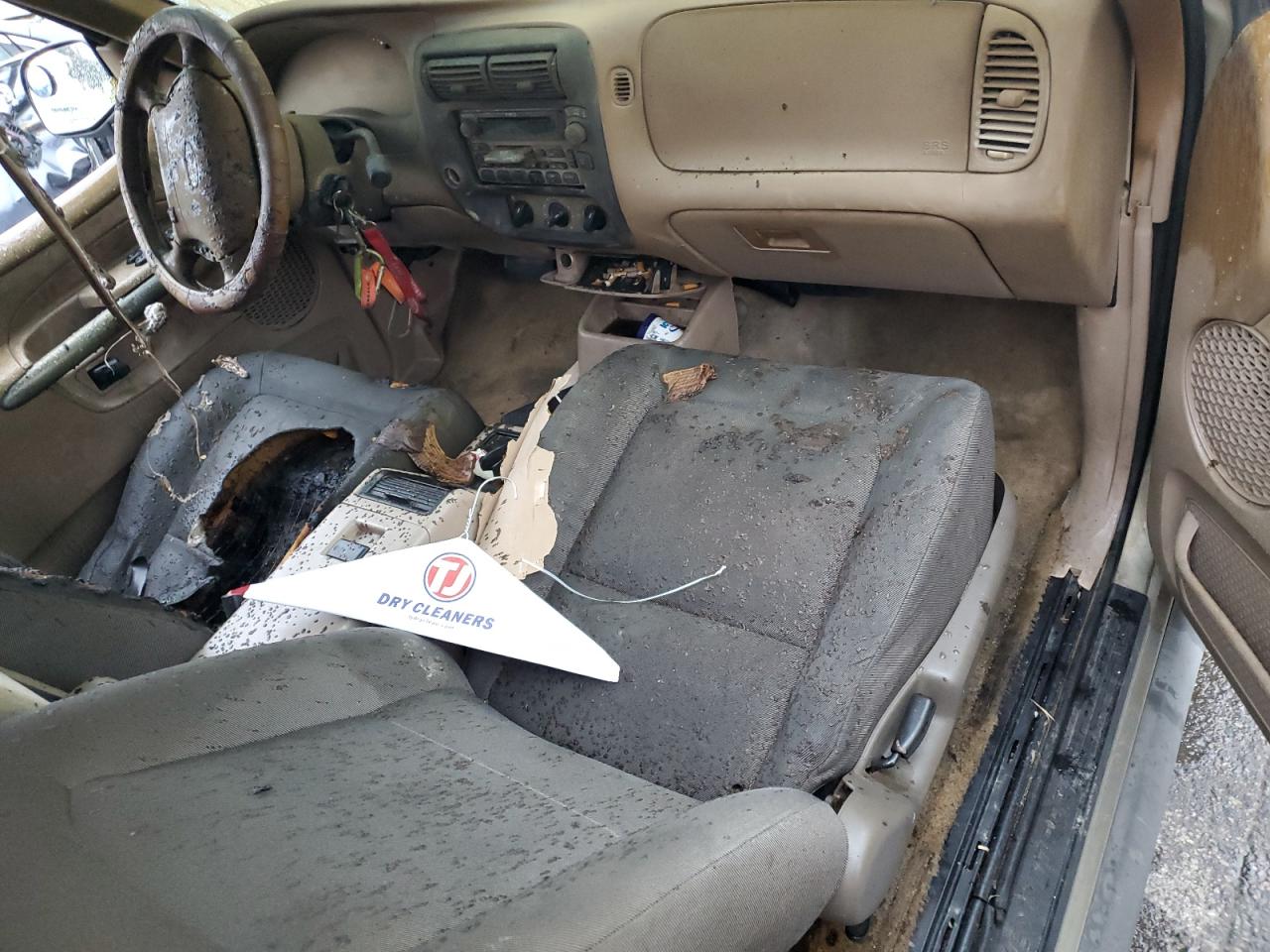 2002 Ford Explorer - Image 8