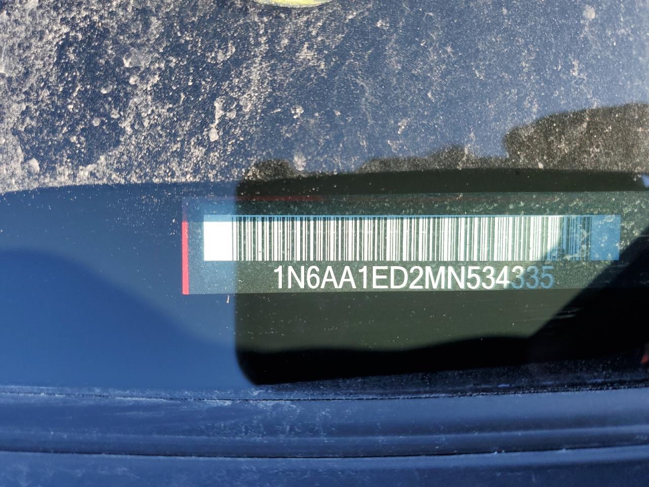 2021 Nissan Titan - Image 12