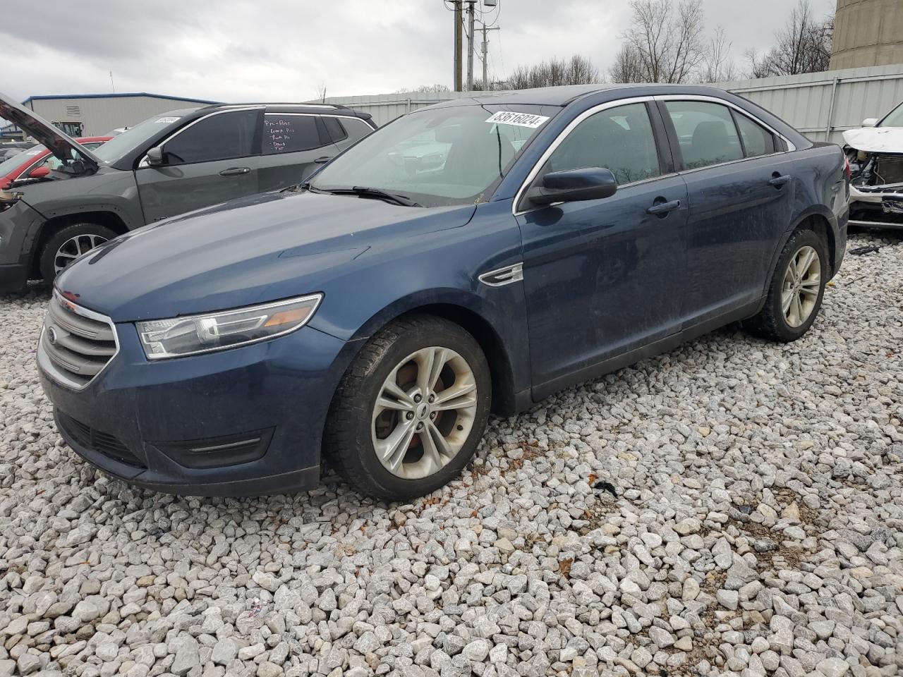 2017 Ford Taurus Sel იყიდება Wayland-ში, MI - Rear End