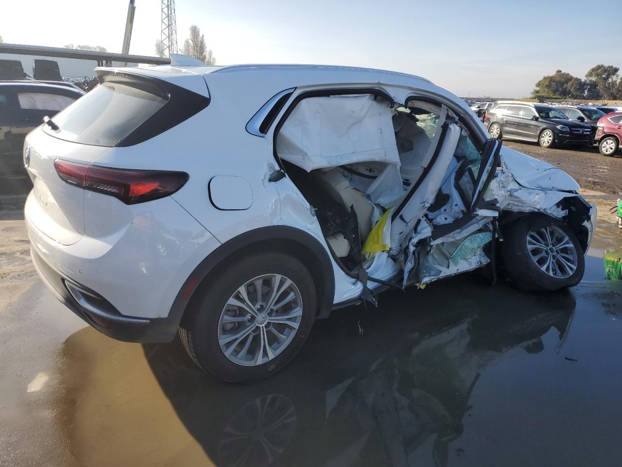 VIN LRBAZLR49ND122615 2022 BUICK ENVISION no.3