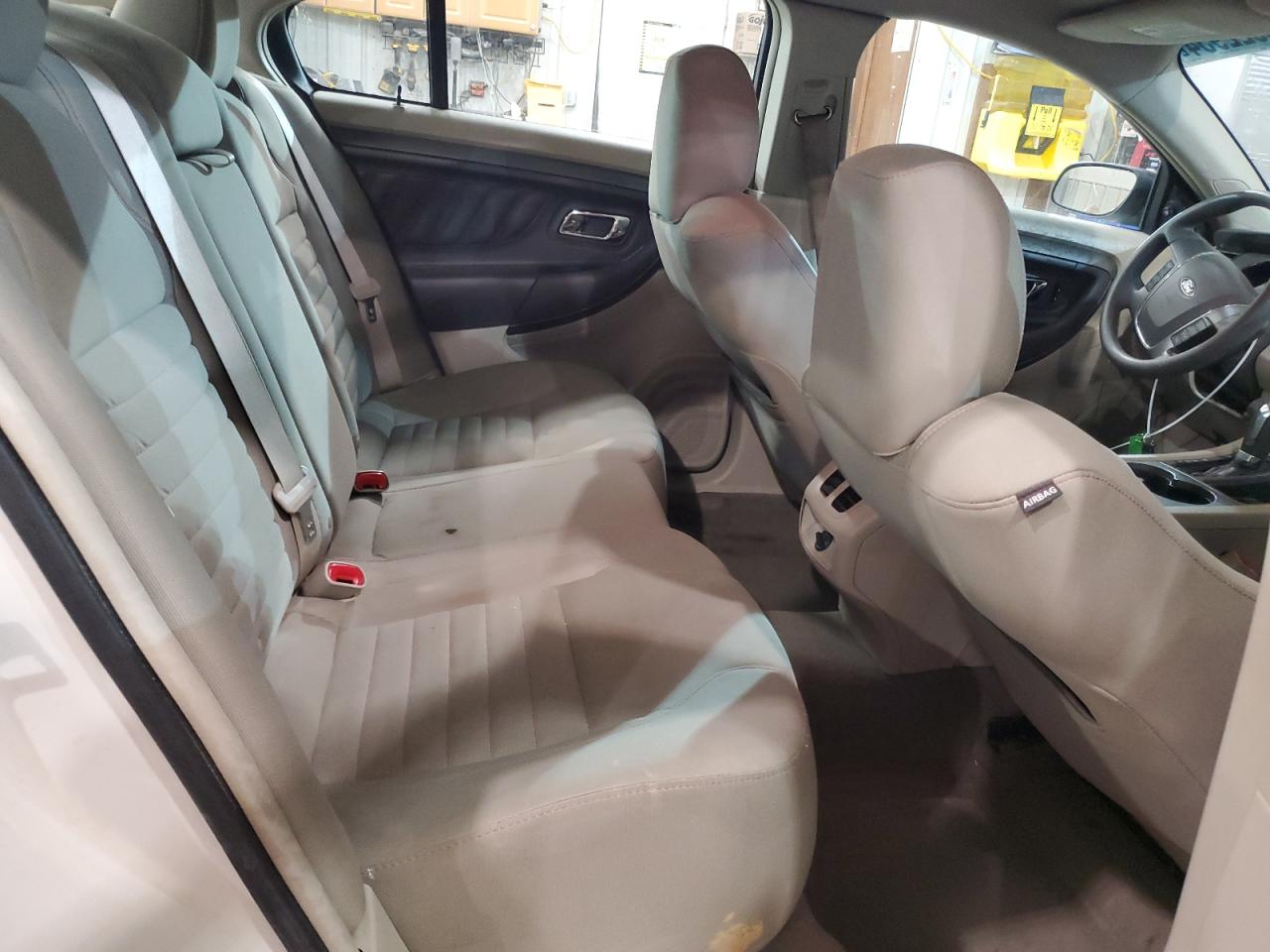 2010 Ford Taurus Se VIN: 1FAHP2DW7AG165910 Lot: 85322934