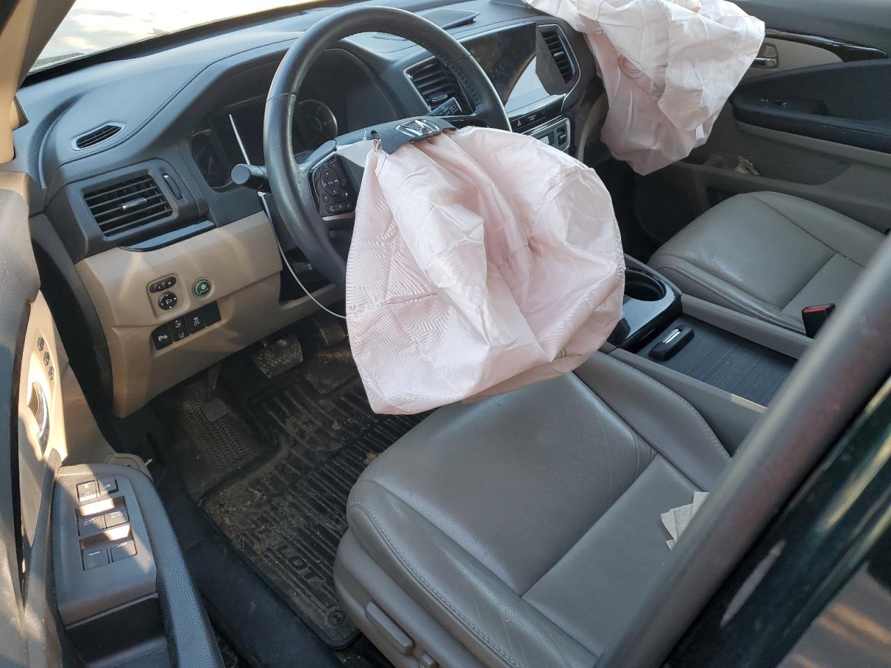 2020 Honda Pilot - Image 8