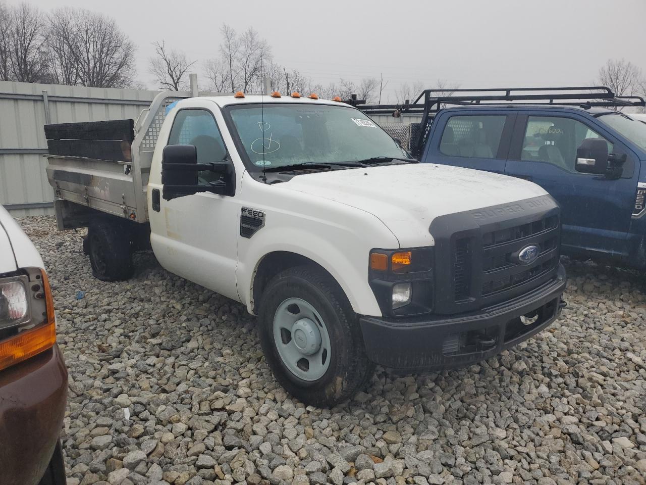 2008 Ford F350 - Image 4