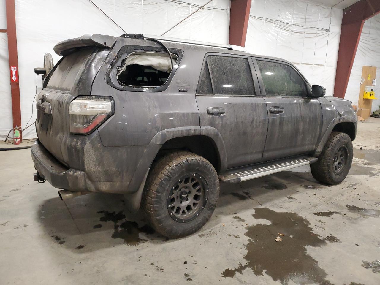 VIN JTEBU5JR2G5319285 2016 TOYOTA 4RUNNER no.3