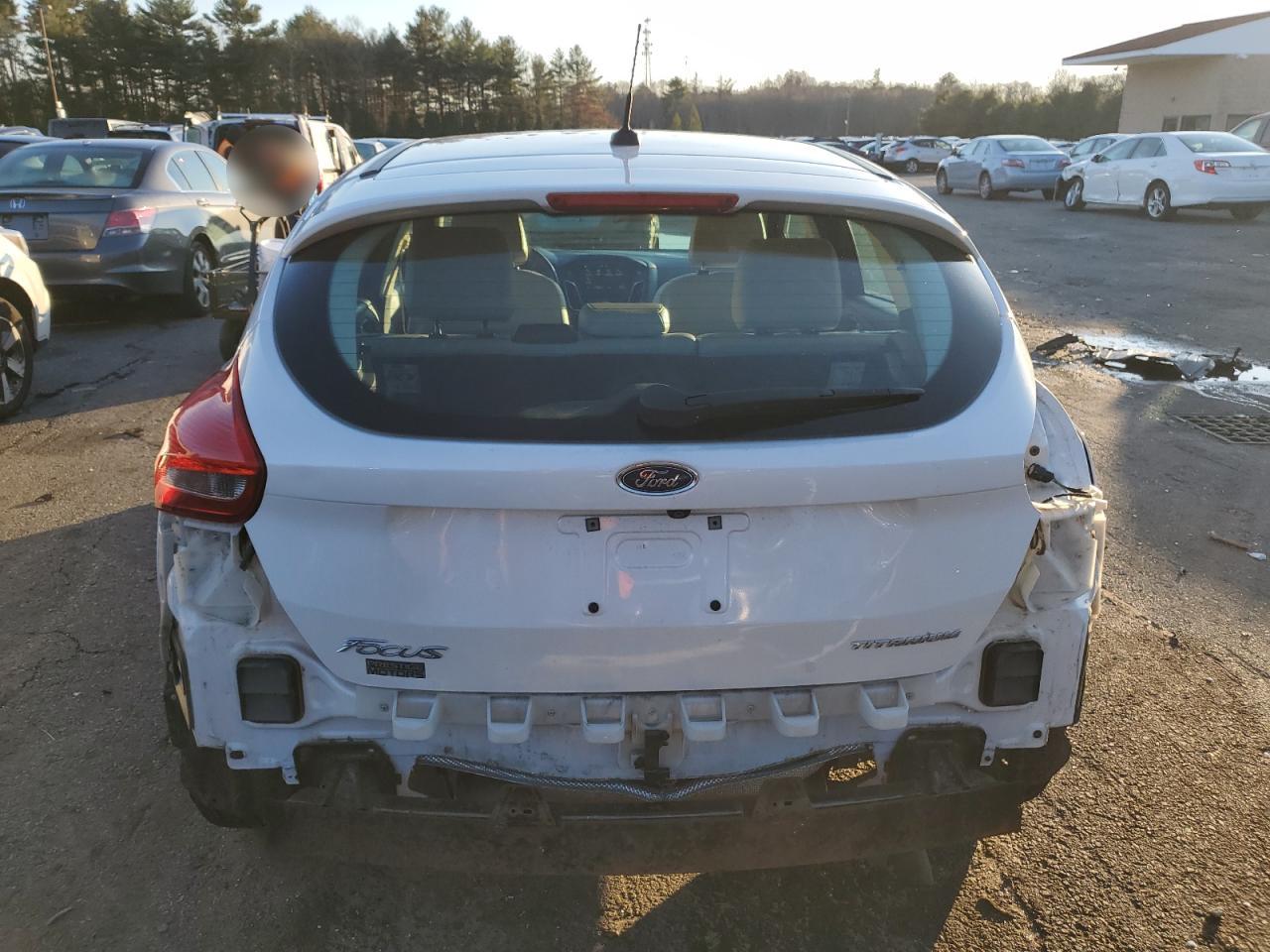 VIN 1FADP3N25GL321328 2016 FORD FOCUS no.6