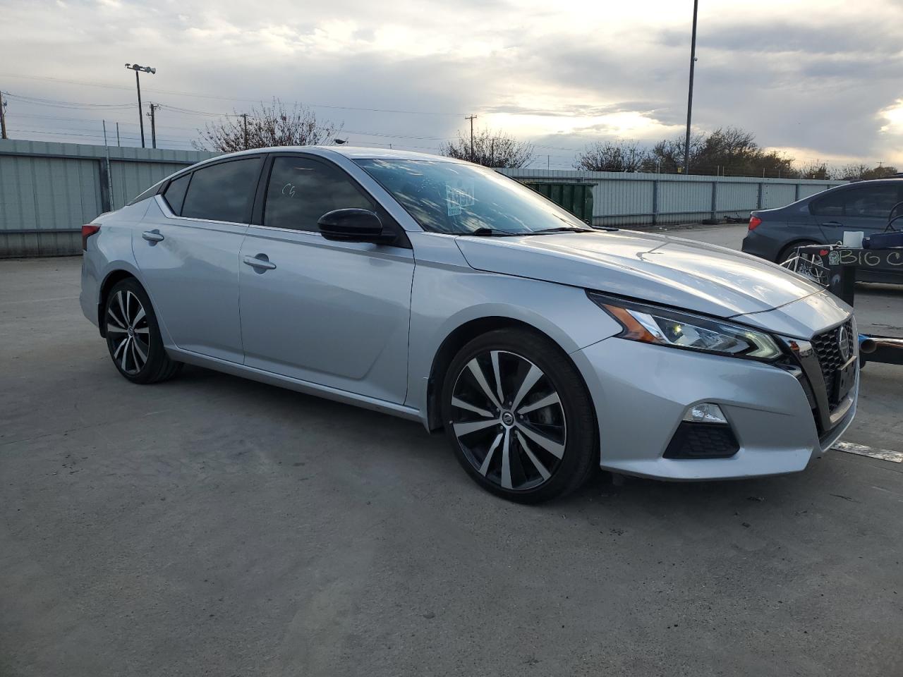 2019 Nissan Altima - Image 4