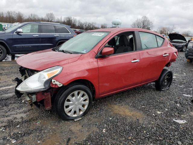  NISSAN VERSA 2015 Czerwony