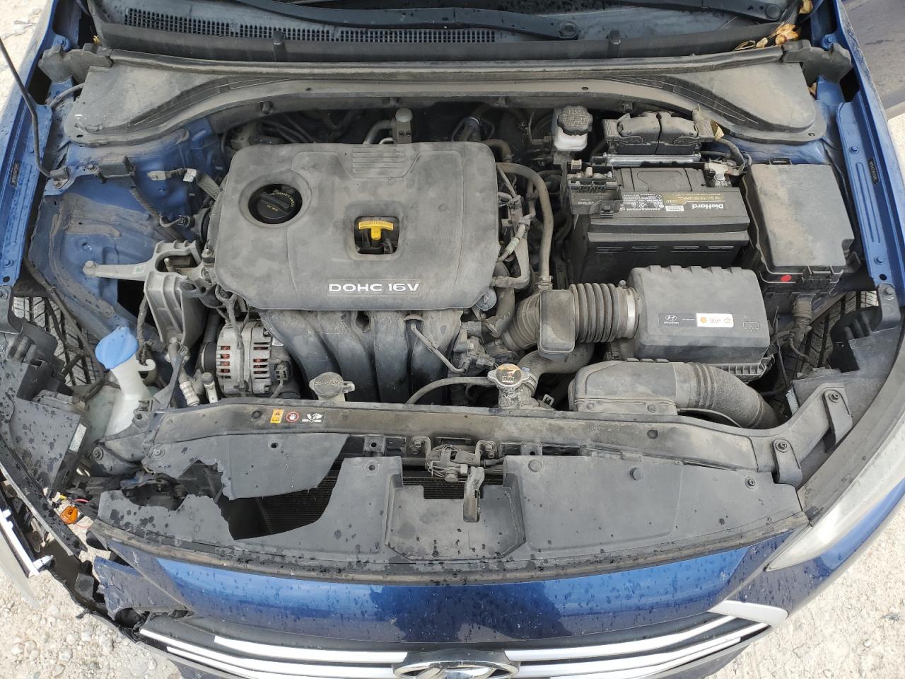 2017 Hyundai Elantra - Image 11
