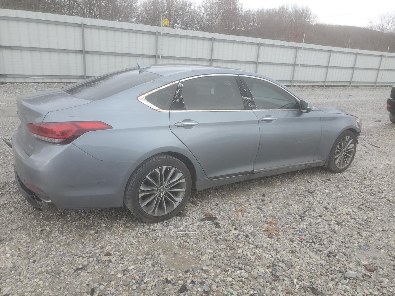 VIN KMHGN4JE1FU073795 2015 HYUNDAI GENESIS no.3