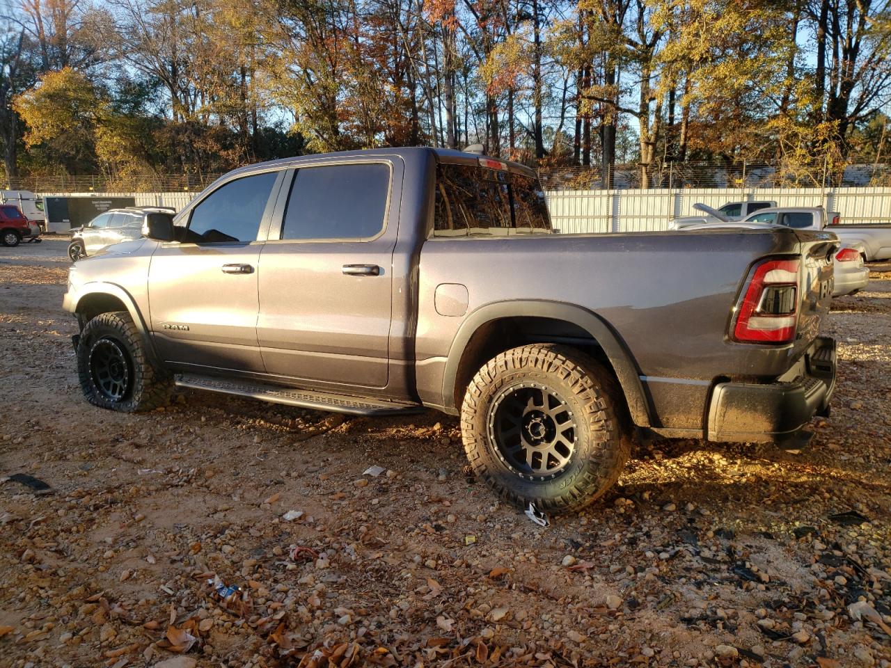 2019 RAM 1500 - Image 2