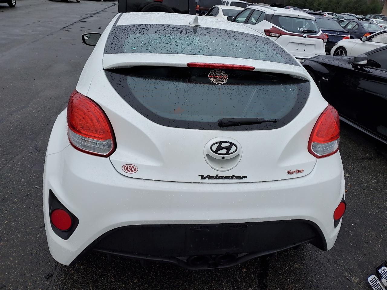 VIN KMHTC6AE3FU221834 2015 HYUNDAI VELOSTER no.6