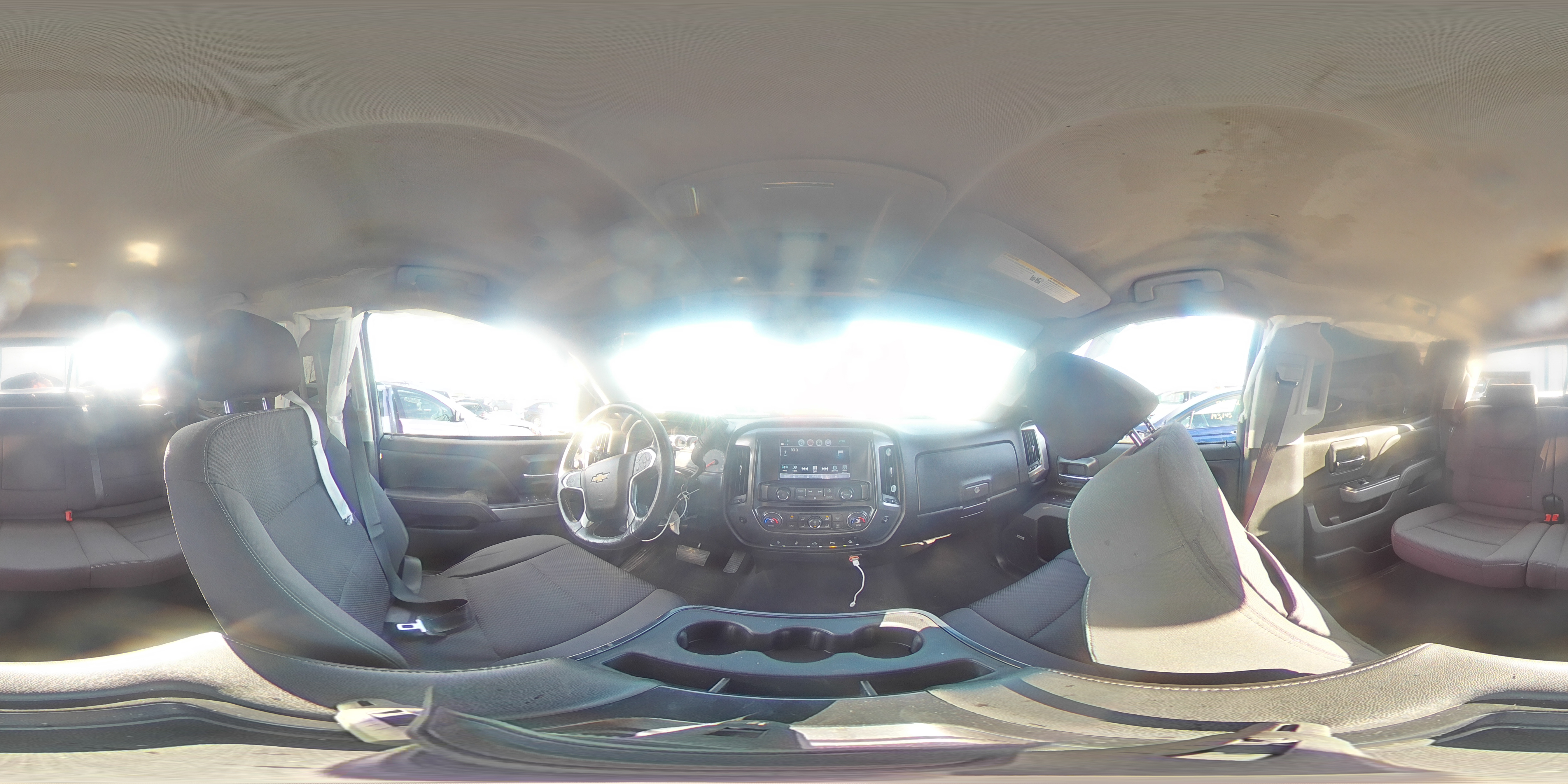 2018 Chevrolet Silverado - Image 14