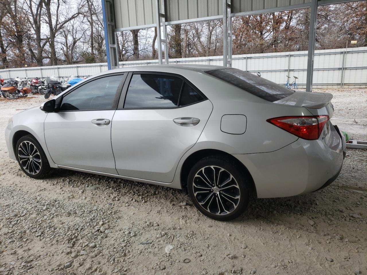 2016 Toyota Corolla - Image 2