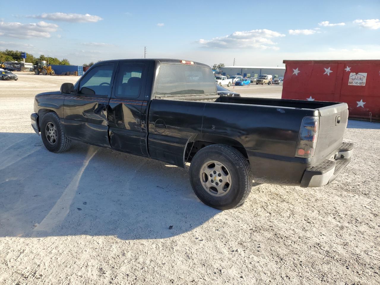 2004 Chevrolet Silverado - Image 2