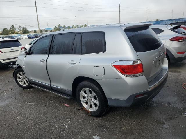  TOYOTA HIGHLANDER 2013 Серебристый