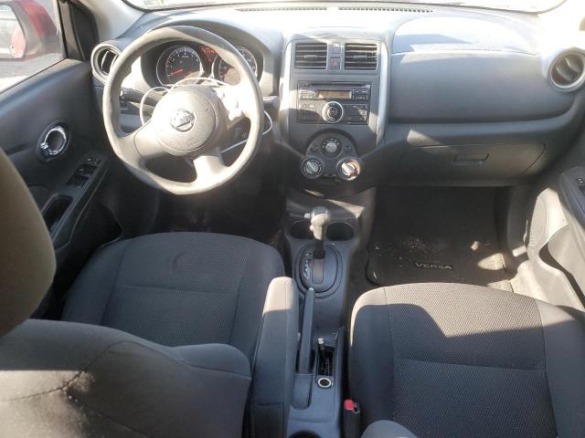  NISSAN VERSA 2013 Красный