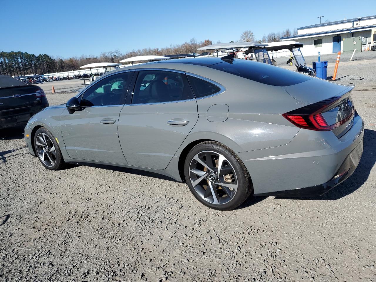 2021 Hyundai Sonata - Image 2