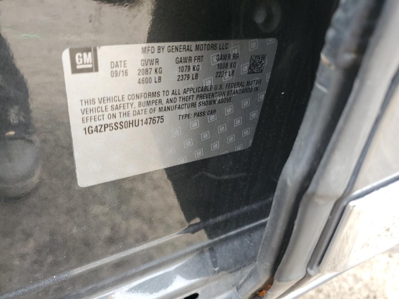 2017 Buick LaCrosse - Image 13