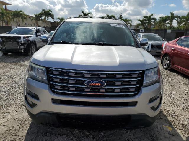 Parquets FORD EXPLORER 2017 Srebrny