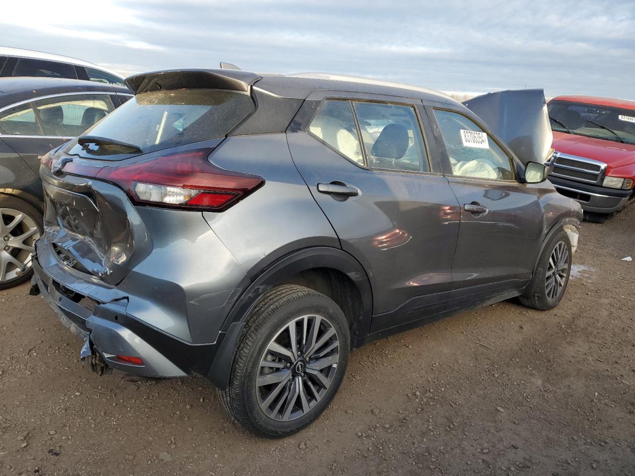 2022 Nissan Kicks - Image 3
