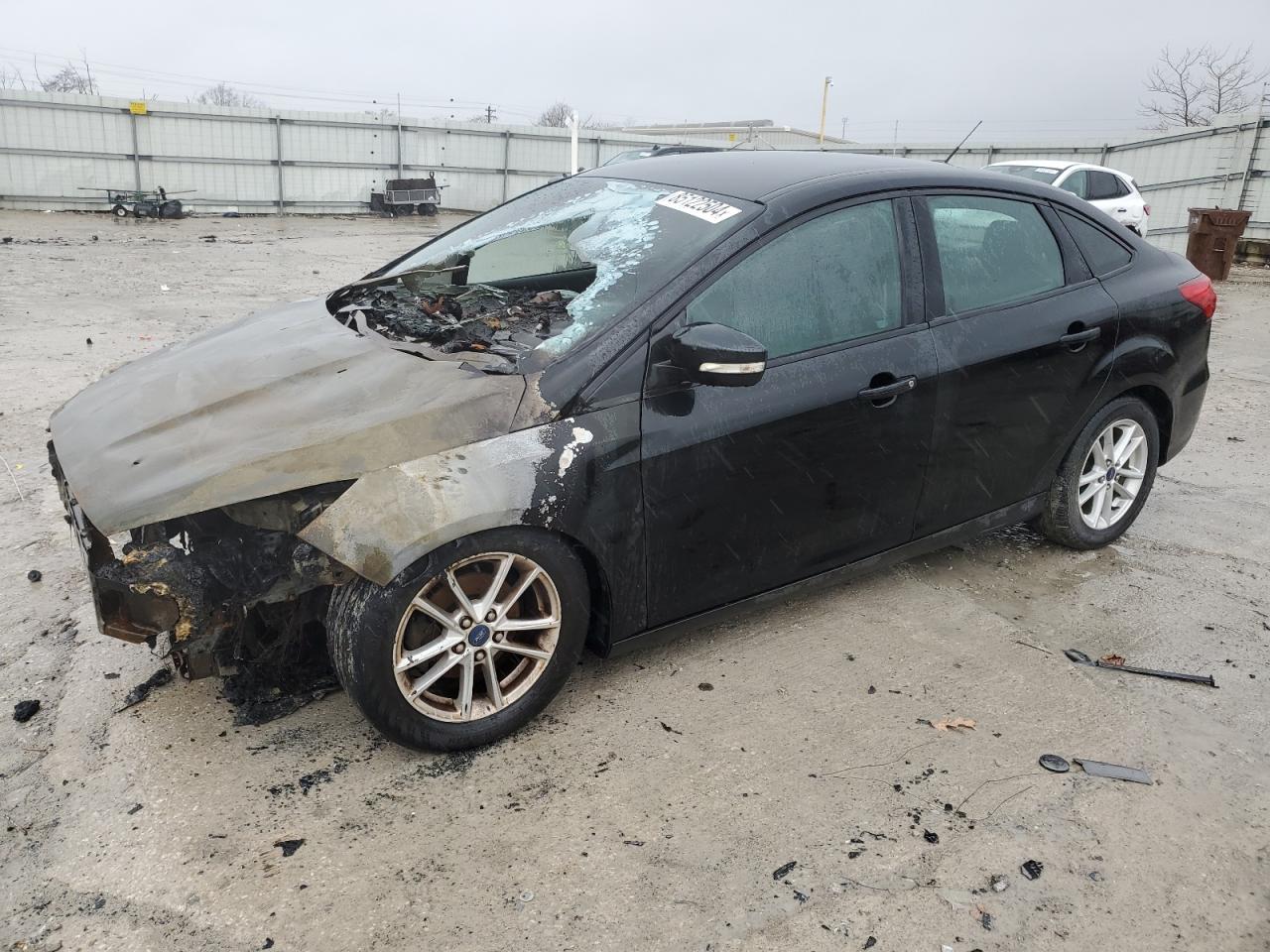 VIN 1FADP3F29FL292770 2015 FORD FOCUS no.1