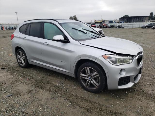  BMW X1 2017 Srebrny