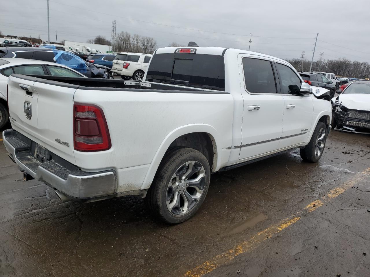 2022 RAM 1500 - Image 3