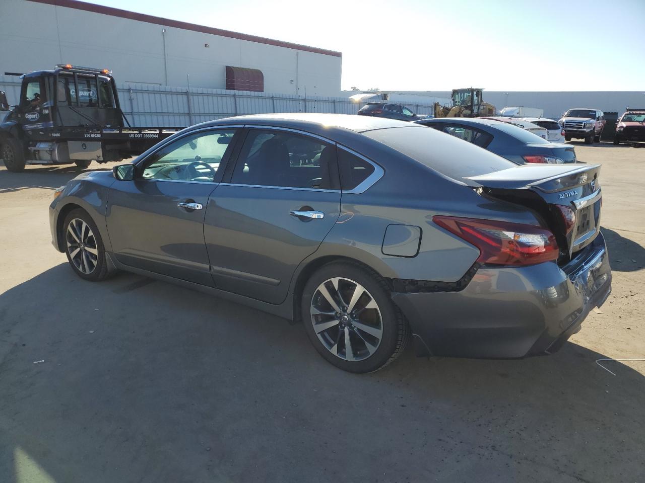 1N4AL3AP0HC152272 2017 NISSAN ALTIMA - Image 2