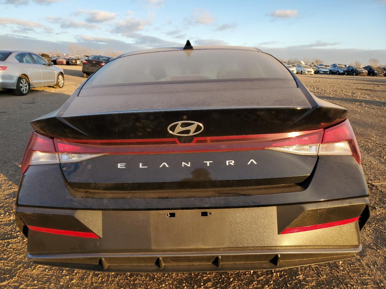 2024 Hyundai Elantra - Image 6