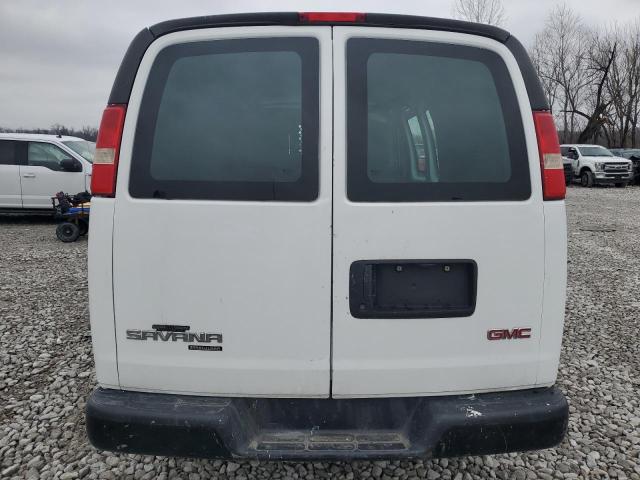 Фургоны GMC SAVANA 2013 Белый