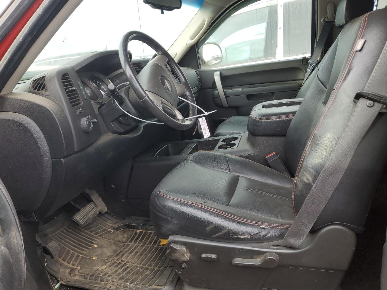 2011 GMC Sierra - Image 7