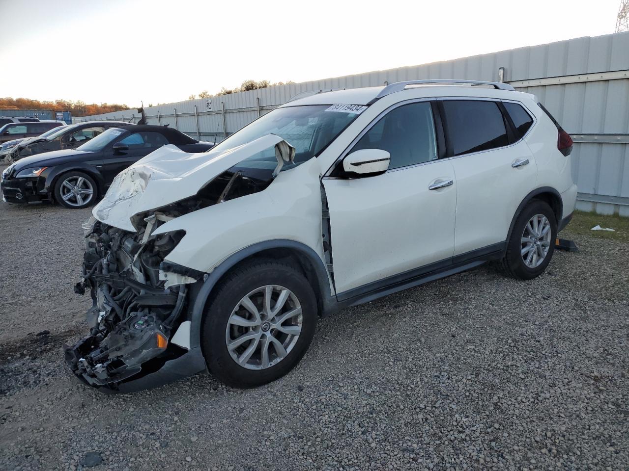 VIN KNMAT2MT7KP527023 2019 NISSAN ROGUE no.1