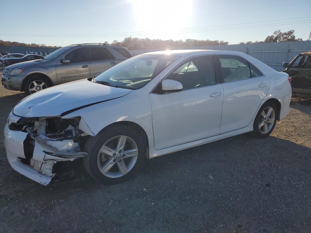 VIN 4T1BF1FK0DU240214 2013 TOYOTA CAMRY no.1