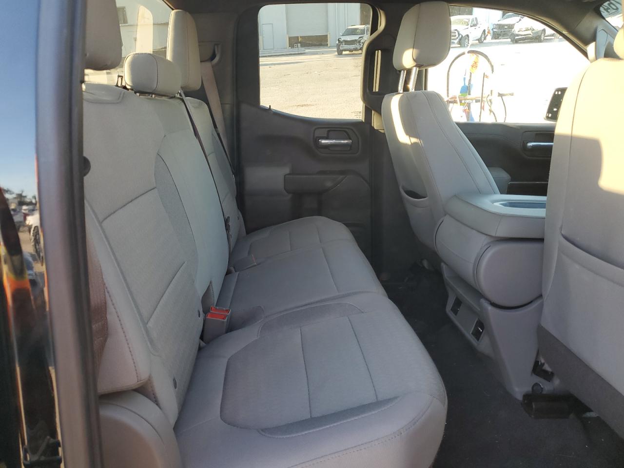 2020 Chevrolet Silverado - Image 10