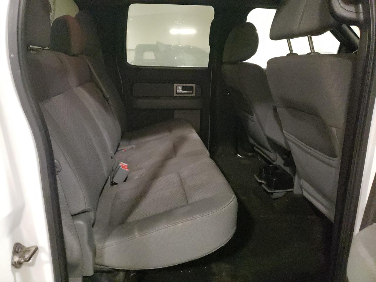 2011 Ford F-150 - Image 10