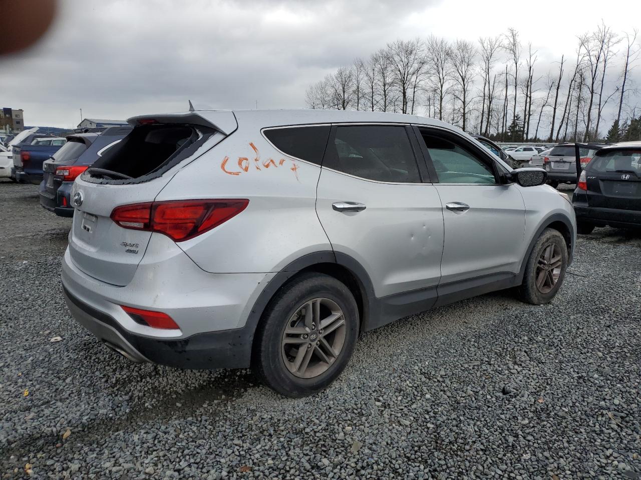 2017 Hyundai Santa Fe - Image 3