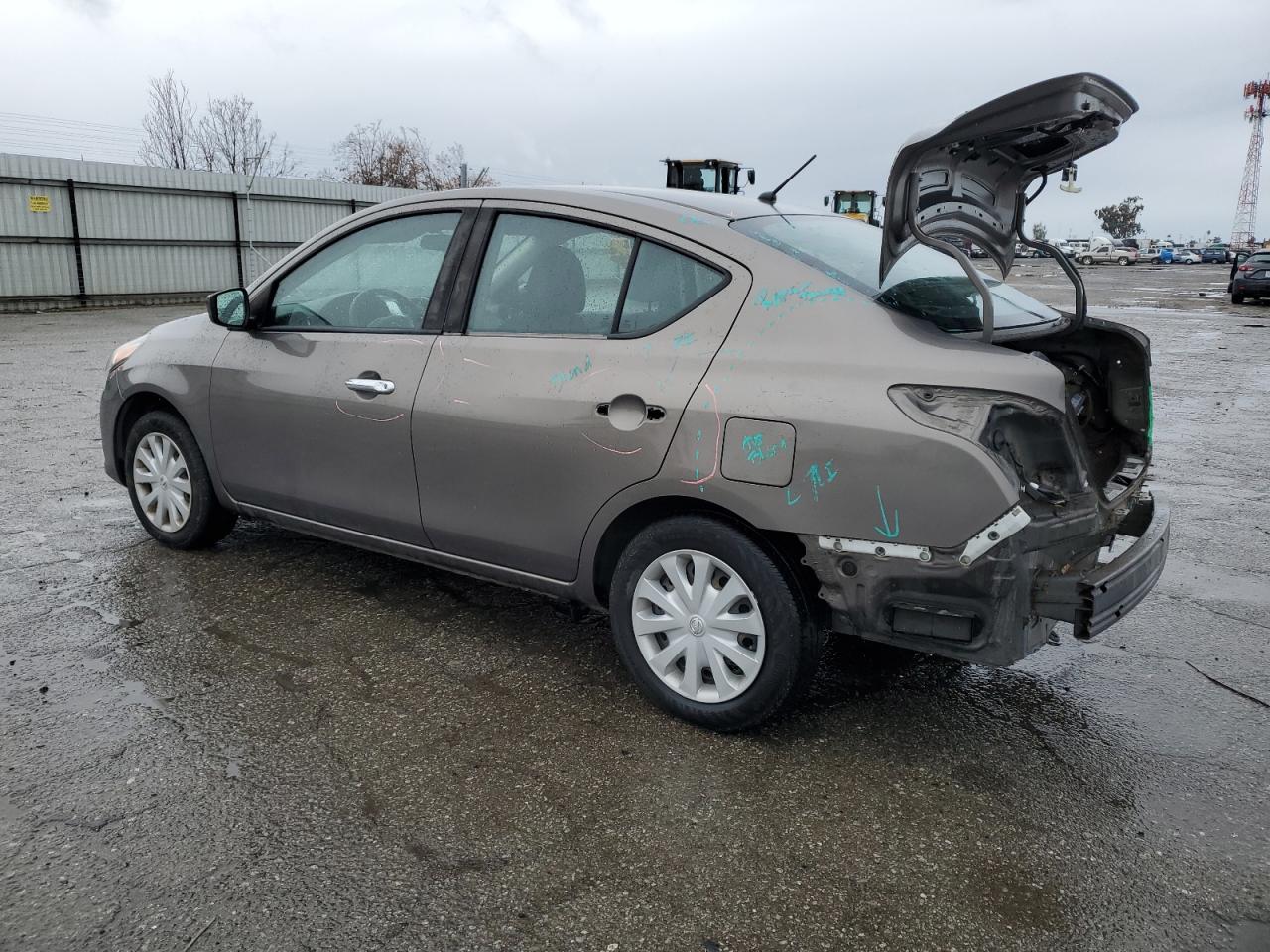 VIN 3N1CN7AP8HK445046 2017 NISSAN VERSA no.2