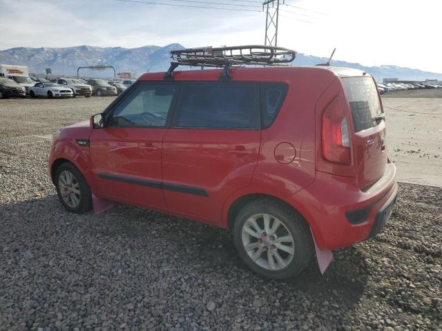 Parquets KIA SOUL 2013 Czerwony