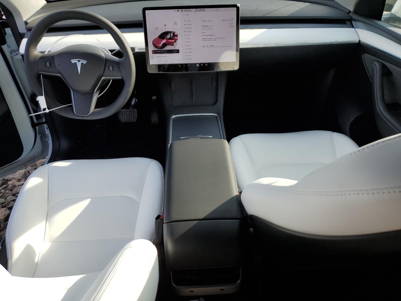 VIN 7SAYGAEE4RF123357 2024 TESLA MODEL Y no.8