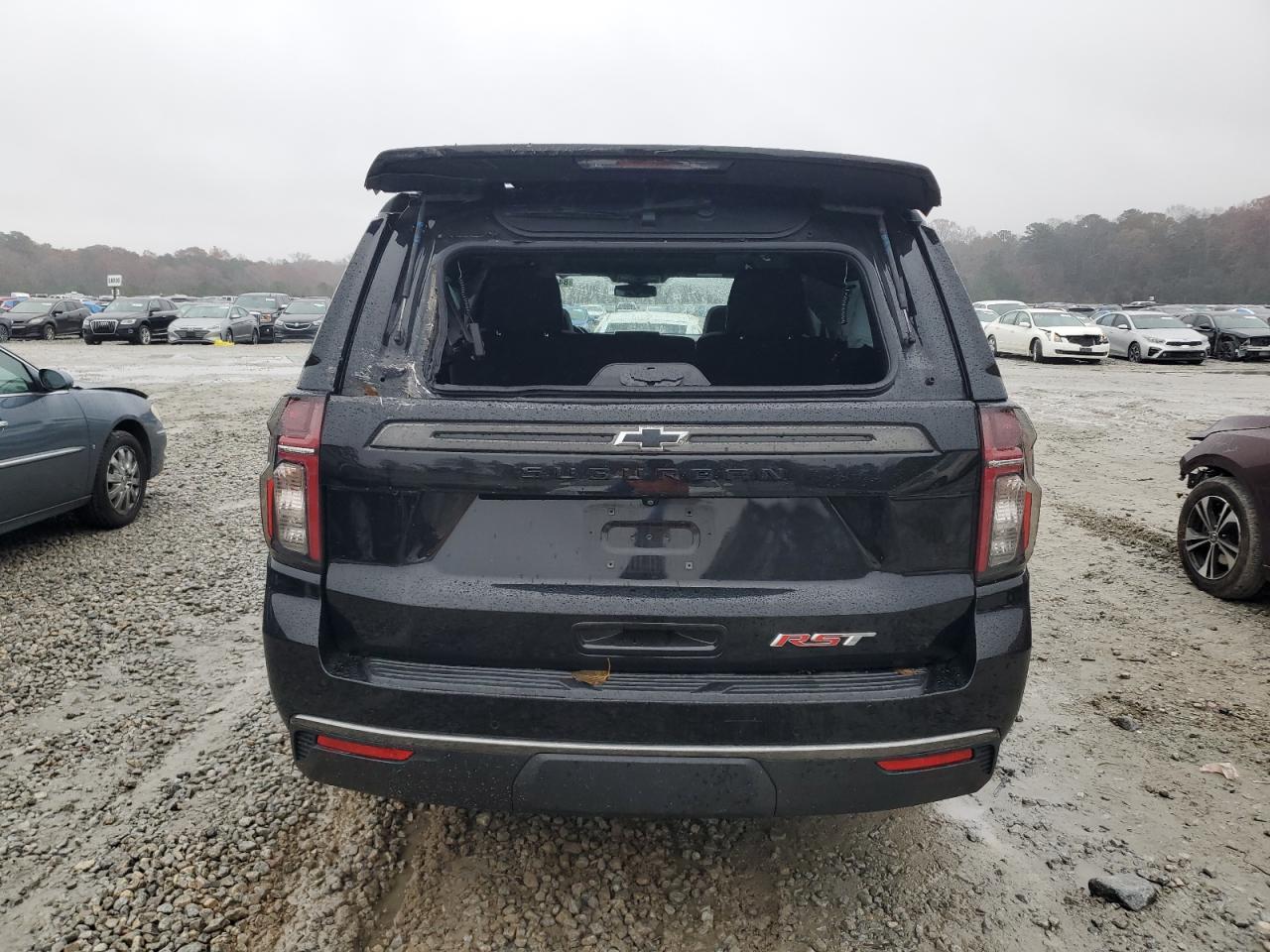 2021 Chevrolet Suburban - Image 6