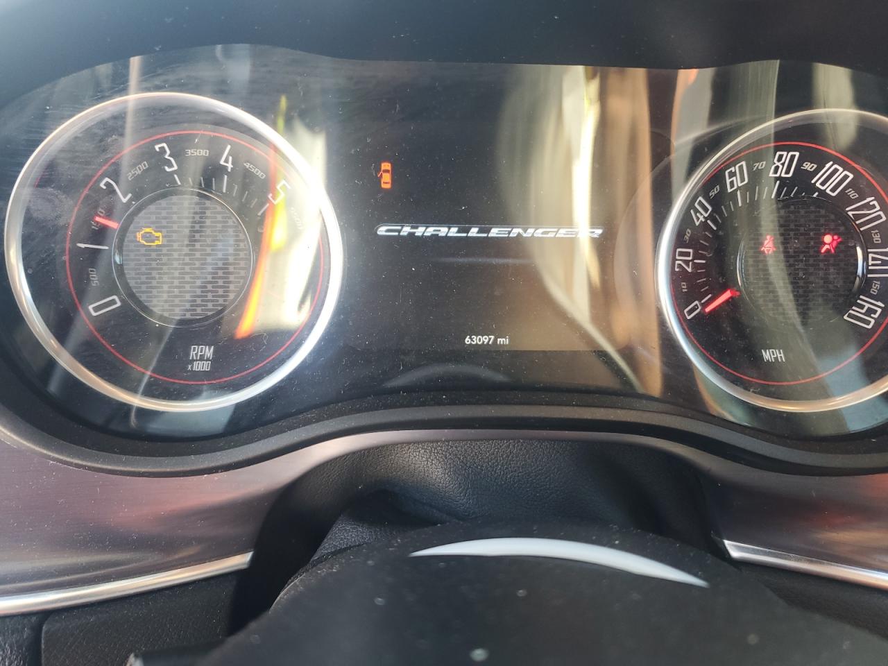 2018 Dodge Challenger - Image 9