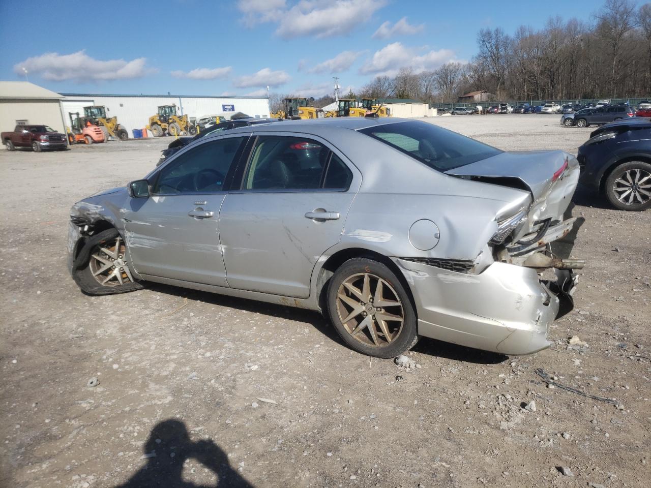 2011 Ford Fusion - Image 2