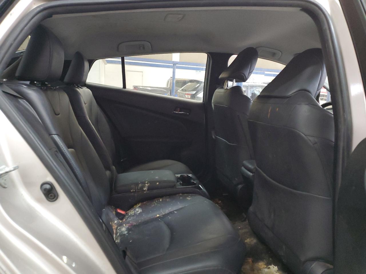 2017 Toyota Prius - Image 10