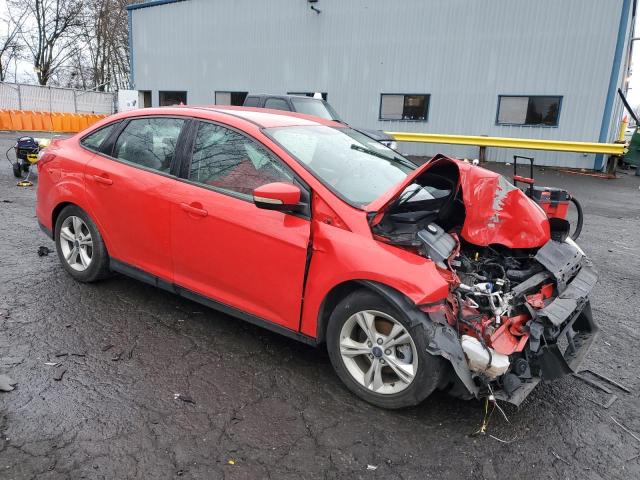 Sedans FORD FOCUS 2014 Red