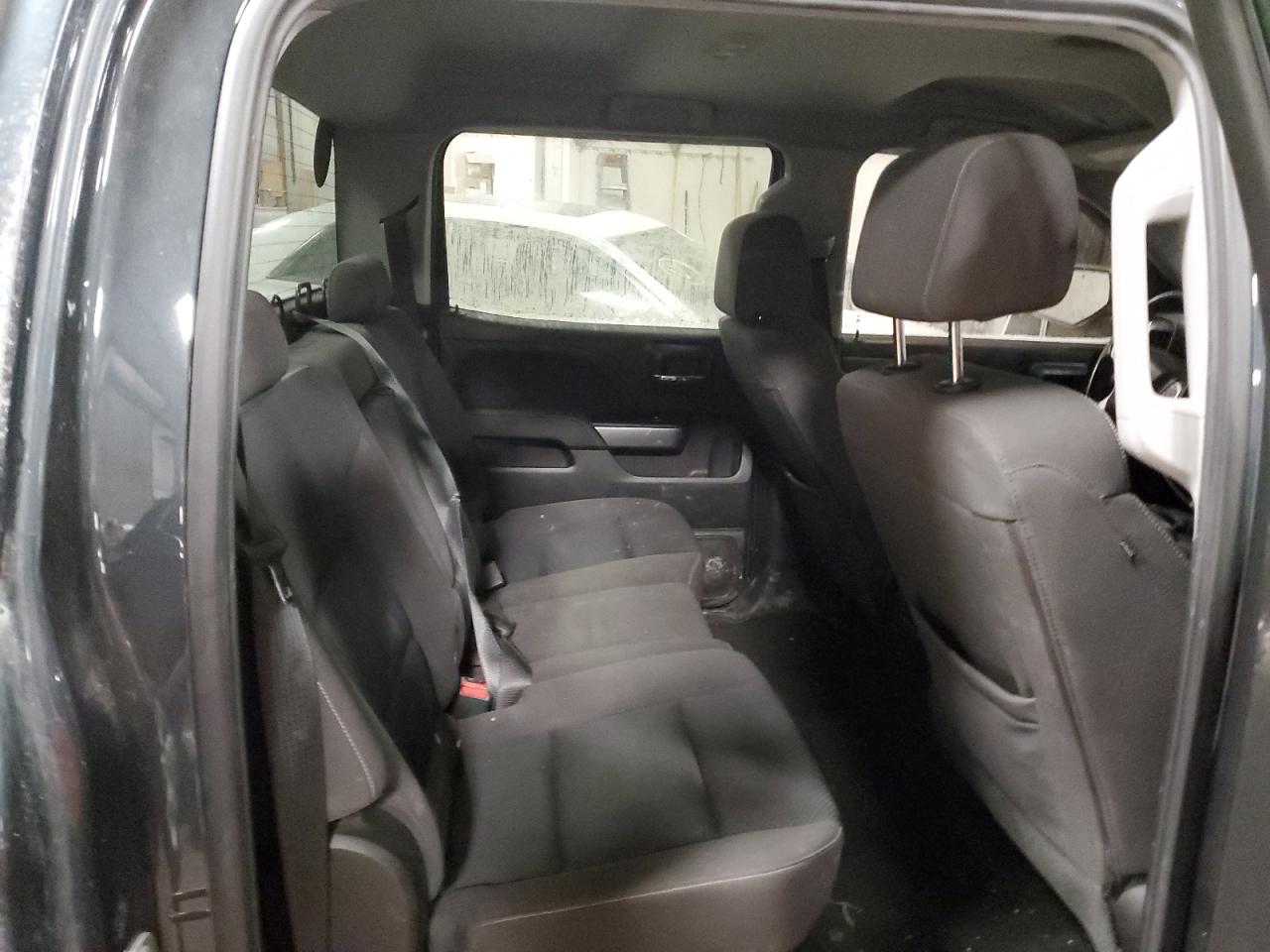 2018 Chevrolet Silverado - Image 10