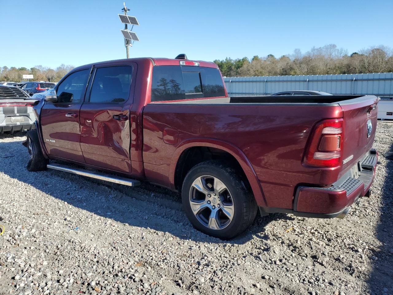 2019 RAM 1500 - Image 2