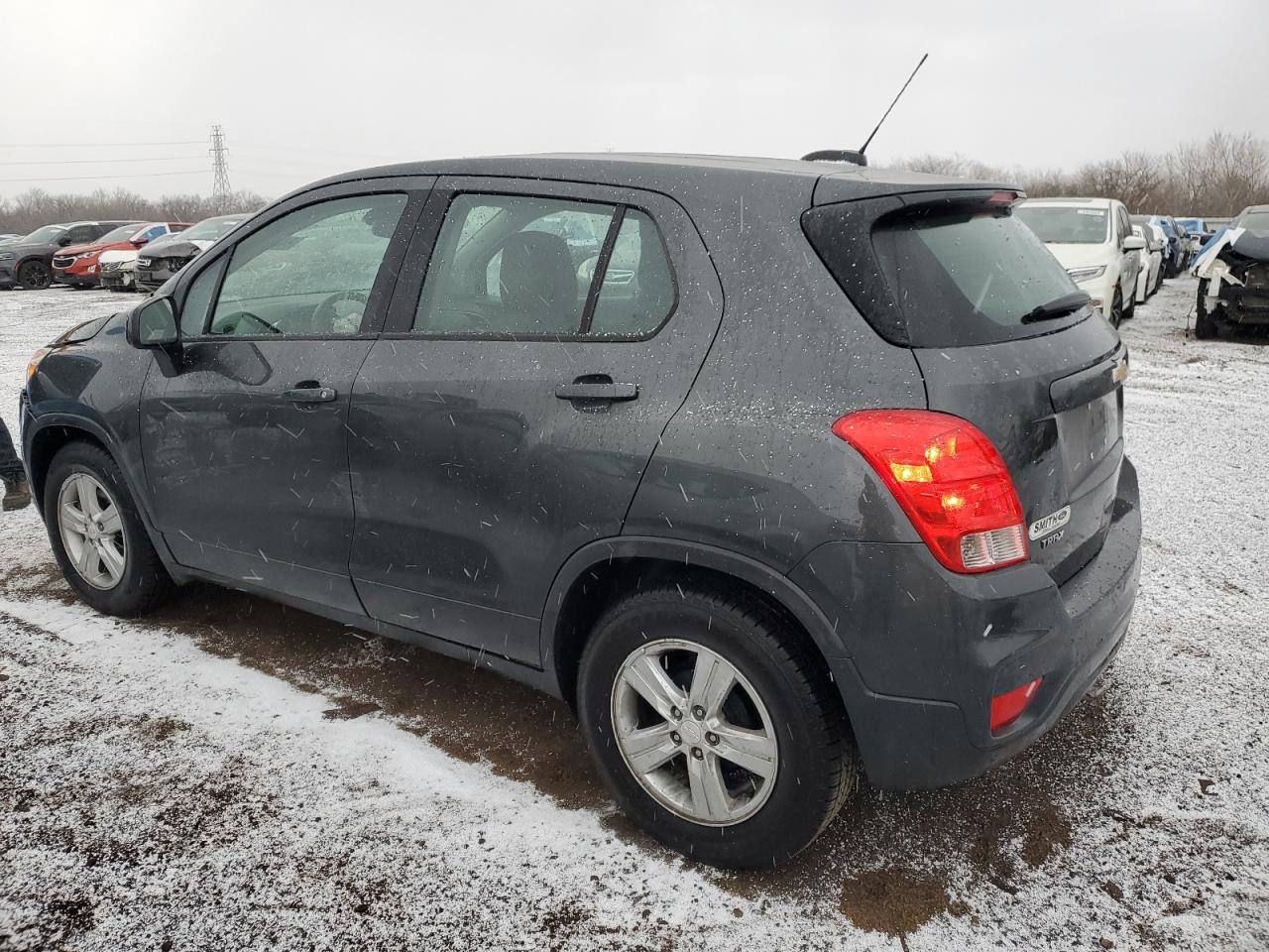 2020 Chevrolet Trax - Image 2