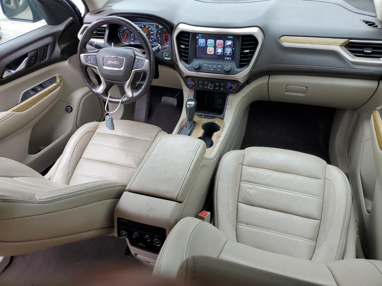 2019 GMC Acadia - Image 8