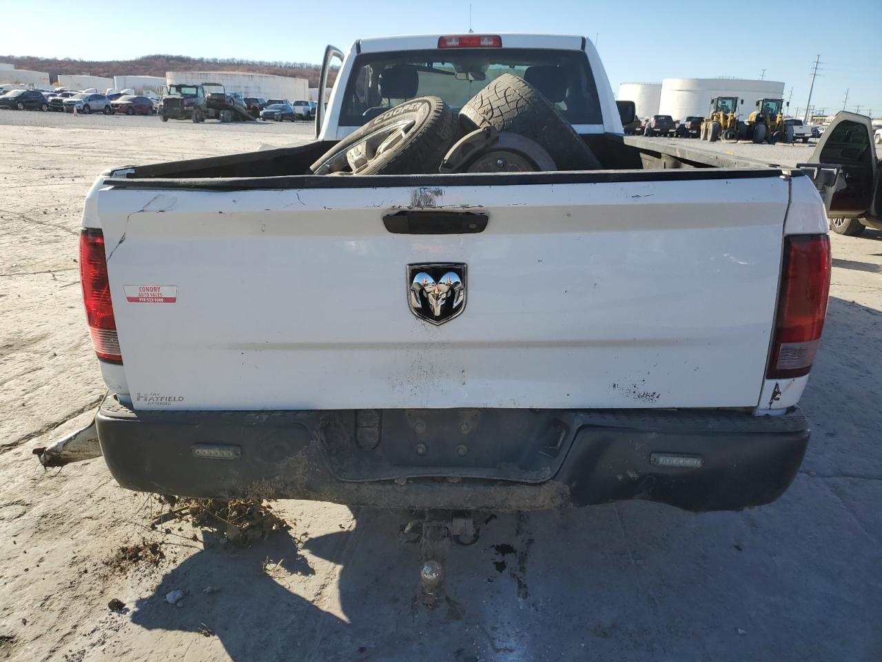 2014 RAM 1500 - Image 6